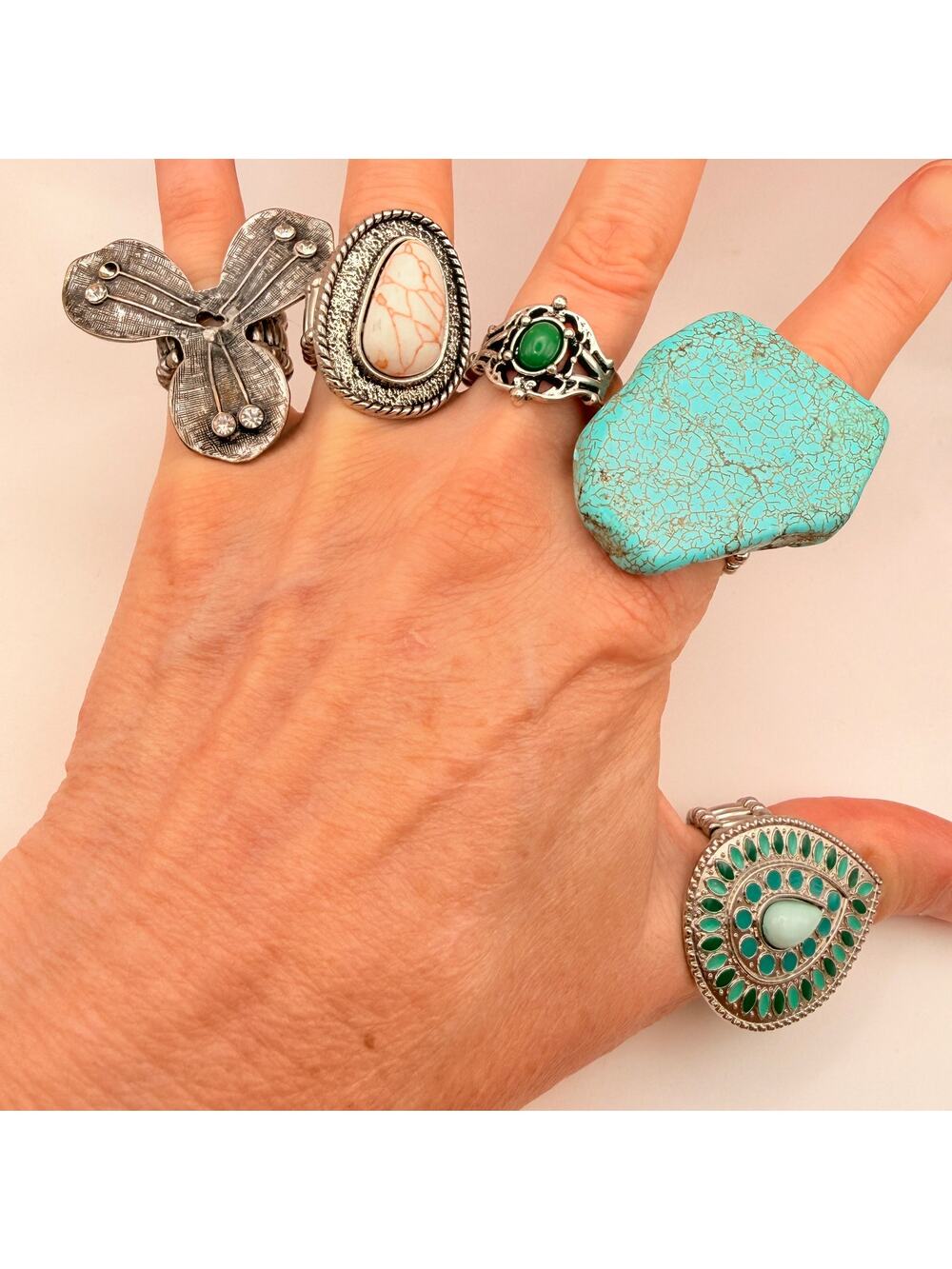 Lot Of 11 Vintage Stretch Rings Cocktail Bee Skull Turquoise Flower CZ Mix